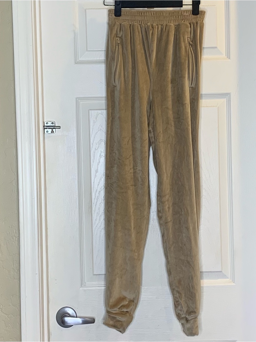 Skims Beige Velour Jogger Pants Women's Size XXS